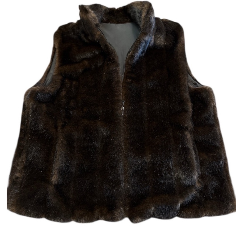 Cato Dark Brown Reversible Faux Fur Vest Plus Size 18 20 Cozy Glam Winter Luxe
